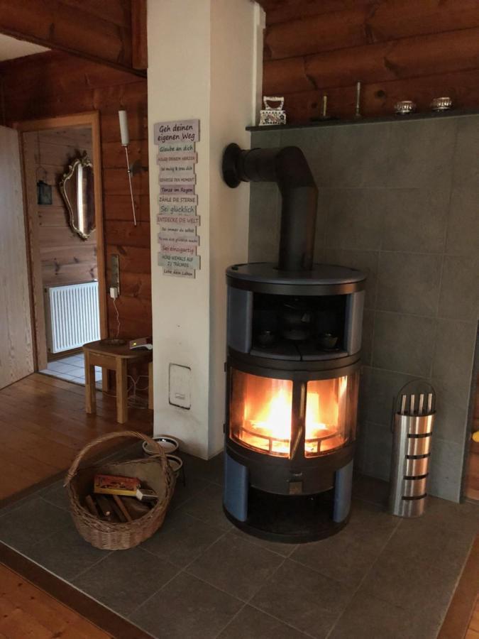 Gemuetliches Holzhaus In Idyllischer Lage Ruppichteroth 외부 사진
