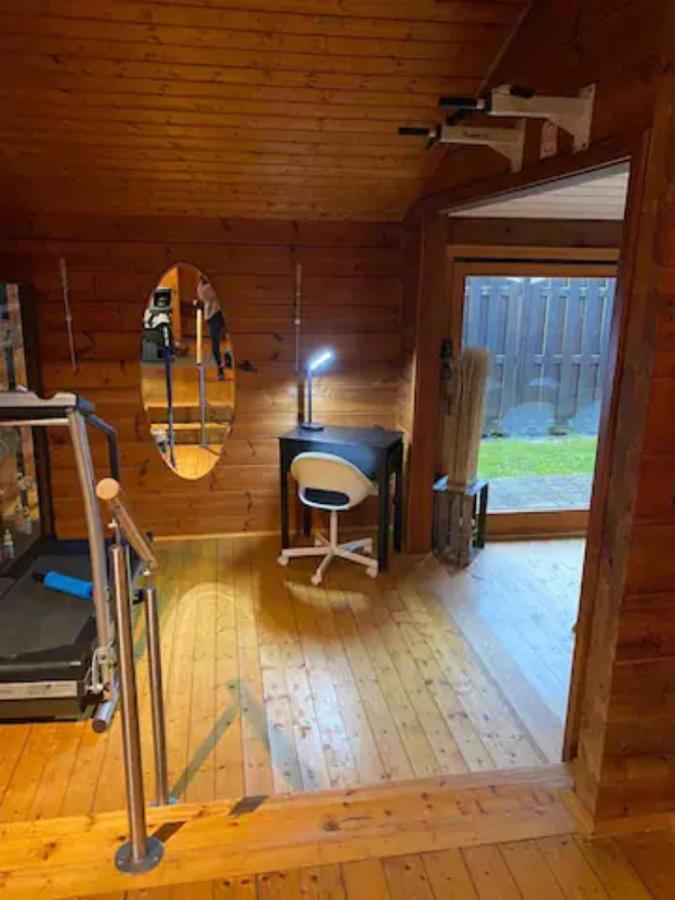 Gemuetliches Holzhaus In Idyllischer Lage Ruppichteroth 외부 사진